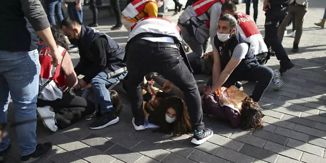 1. Mai-Demonstration