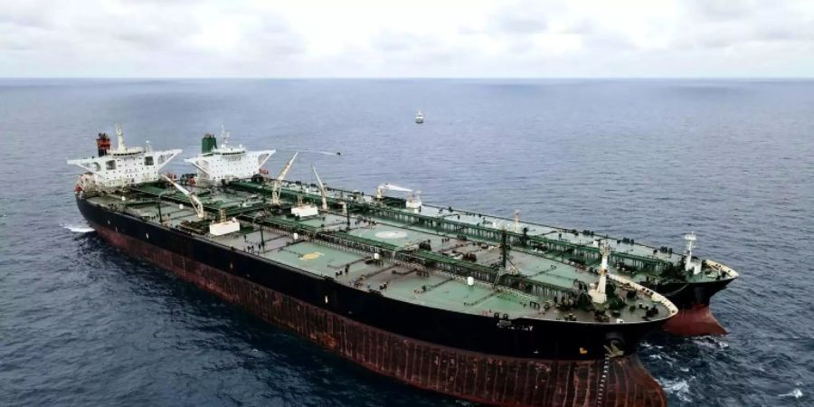 Die Verdächtigen sollen unter anderem Öl-Tanker gekauft haben