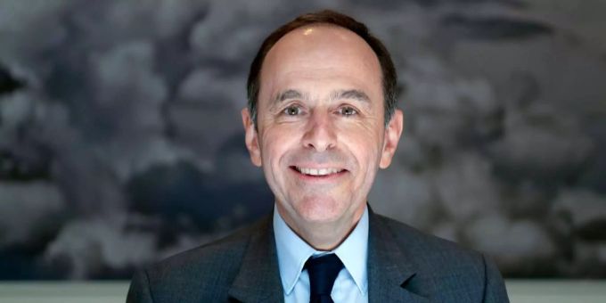 Pietro Supino, Verwaltungsratspräsident der Tamedia AG, lächelt an einer Medienkonferenz. Pietro Supino