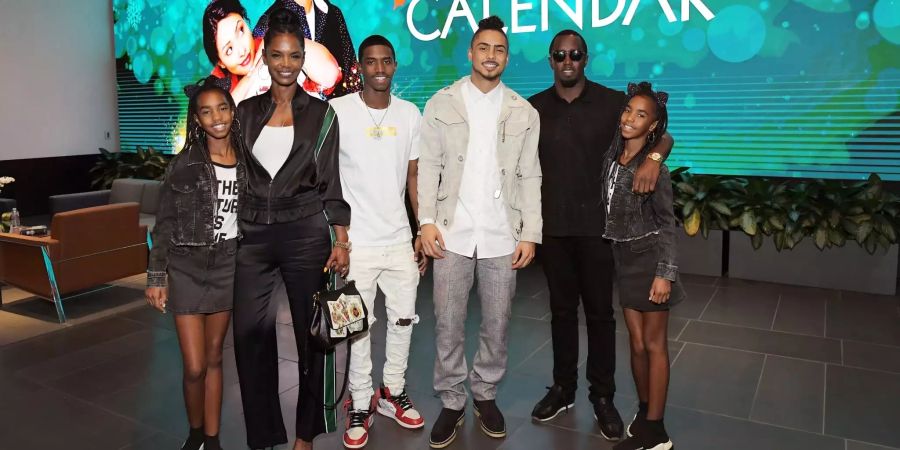 Kim Porter, Christian Casey Combs, Quincy Brown, Sean «Diddy» Combs, D'Lila Star Combs and Jessie James Combs nahmen im Oktober 2018 noch zusammen an einer Premiere des Netflix-Films «The Holiday Calendar» in Los Angeles Teil.