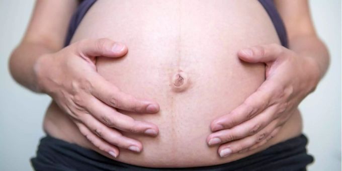 Bei über 40-Jährigen ist das Risiko einer Frühgeburt am höchsten. Bei über 40-Jährigen ist das Risiko einer Frühgeburt am höchsten.