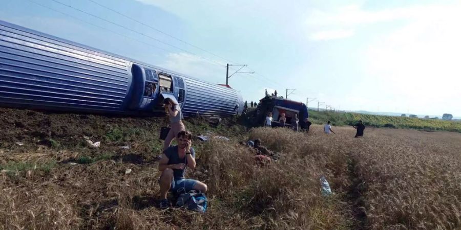 An Bord des Zuges waren rund 360 Passagiere.