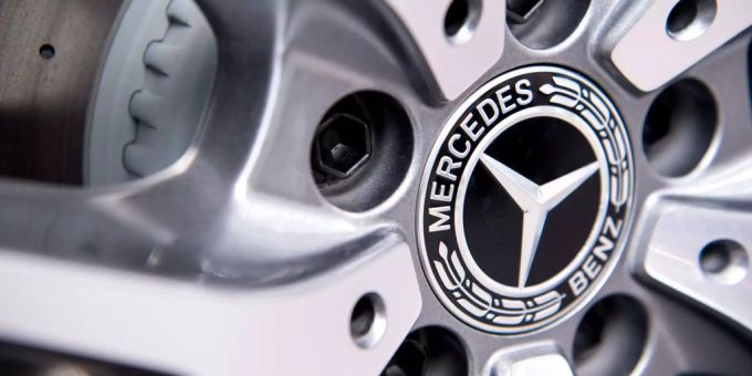Felgen eines Mercedes-Benz. Mercedes-Benz