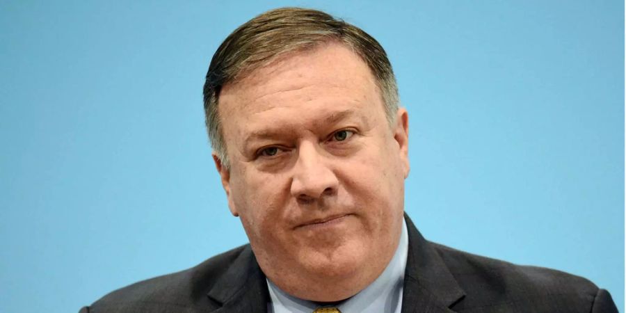 Der US-Aussenminister Mike Pompeo an einer Pressekonferenz in Singapur.