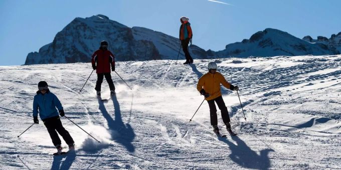 Besonders für Bergregionen ist es ein Problem, wenn ihre Ärzte keinen Beinbruch mehr behandeln können. Tourismus