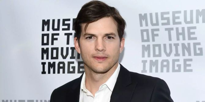 Ashton Kutcher Hollywood Ripper