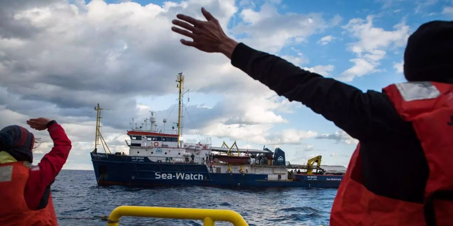 Migranten auf Rettungsschiff vor Malta