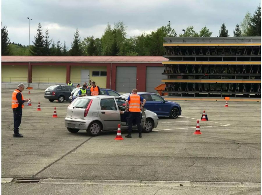 Zahlreiche Zollwiderhandlungen festgestellt-Kapo ZG