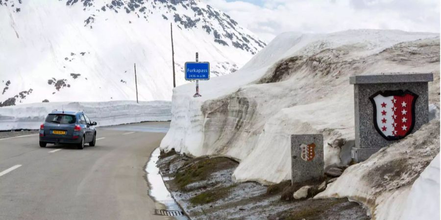 Ab Freitag wieder befahrbar: Die Strasse über den Furkapass.