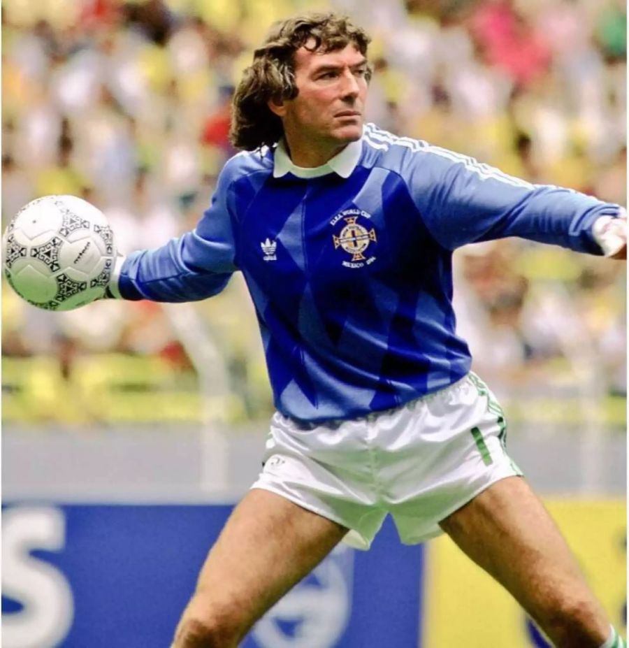 Platz 3: Pat Jennings, Goalie Nordirland, genau 41 Jahre (WM 1986).