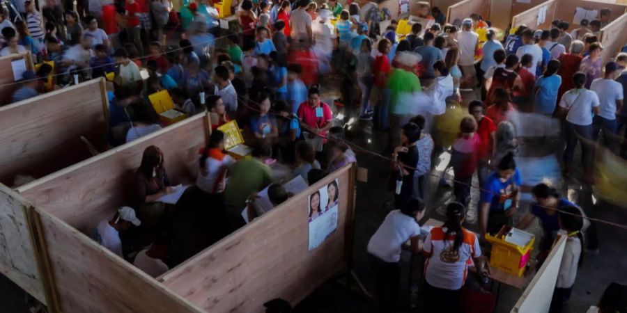Gewaltsame Wahlen auf den Philippinen kosteten mehreren Menschen das Leben.