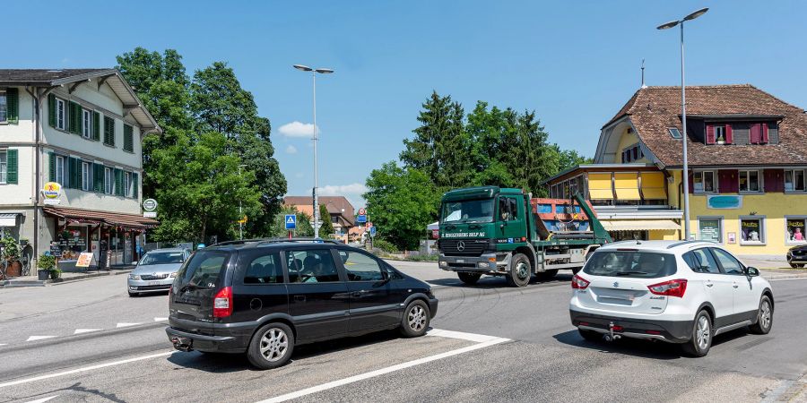 Die Strassenkreuzung Kalchofenstrasse und Rügsaustrasse in Hasle bei Burgdorf.