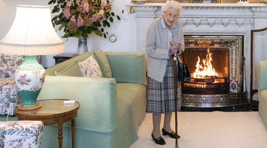 Das letzte Foto der Queen. Am Dienstag in Schloss Balmoral.