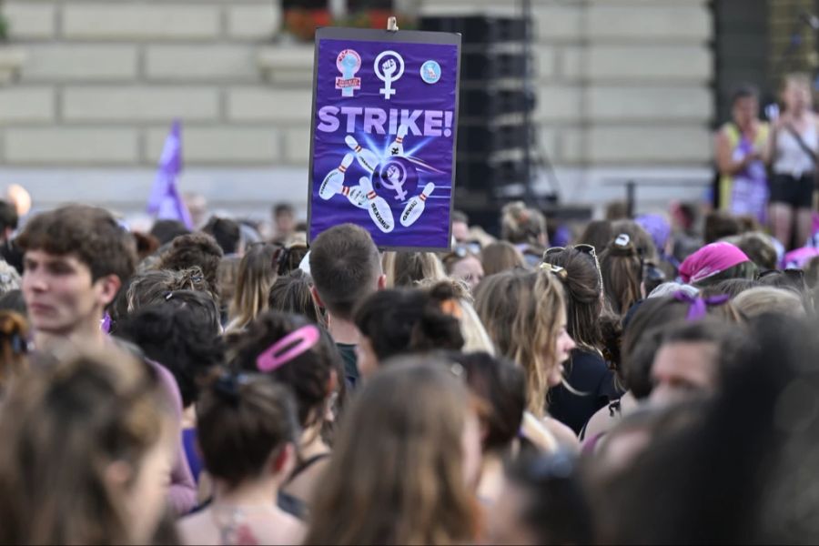 Unter anderem sei für den Frauenstreik mobilisert worden.