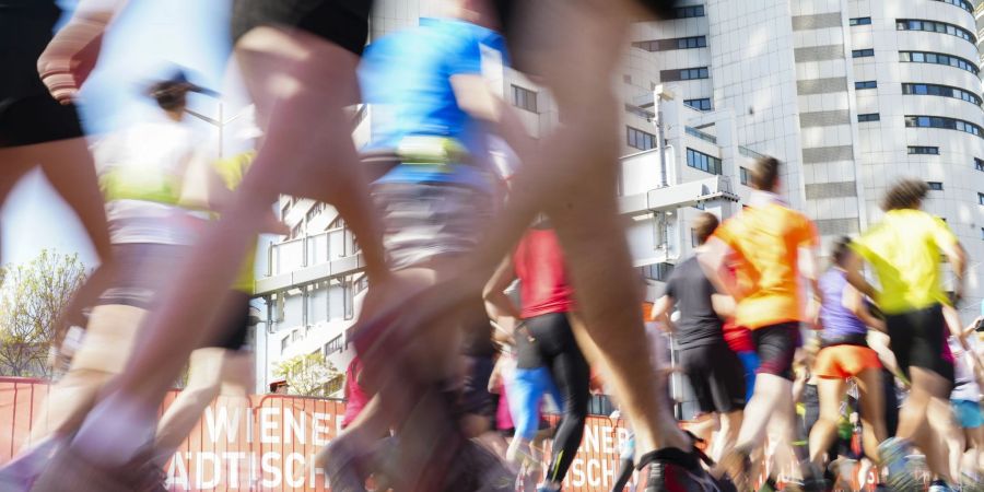 Die Läufer des Wiener Marathons in Aktion.