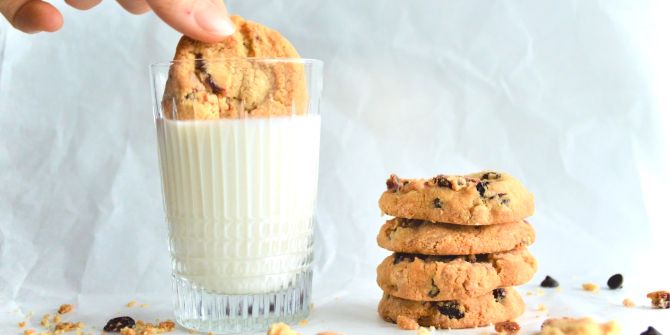 Milch Vegan mit Cookies