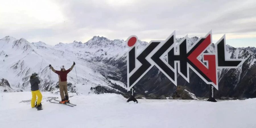 Dem Ski-Ort Ischgl (Ö) mangelt es an Skilehrern. Ein Roboter soll jetzt helfen.