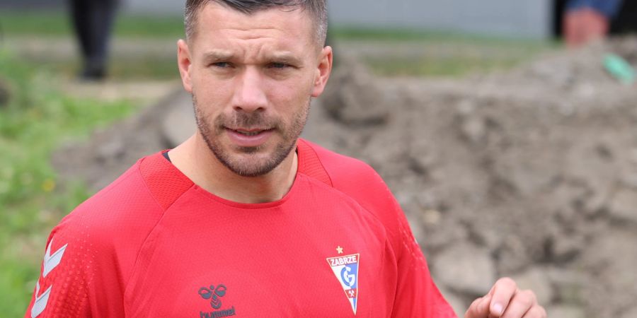 Bleibt bis 2025 bei Górnik Zabrze: Lukas Podolski.