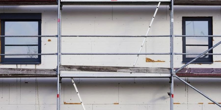 Der Verband Norddeutscher Wohnungsunternehmen sieht durch das Hin und Her bei der Wohnungsbauförderung den Bau von mehr als 2000 bezahlbaren Wohnungen bedroht. Foto: Uwe Anspach/dpa