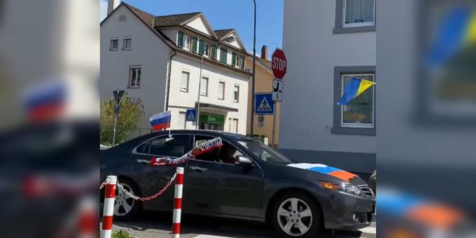Sogar aus Bern - 20 Schweizer demonstrierten in Lörrach (D) für Russen!