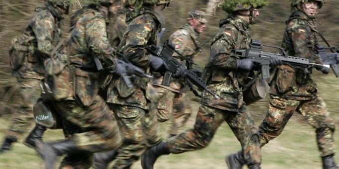Angst vor Russland - Lettland führt Wehrpflicht wieder ein