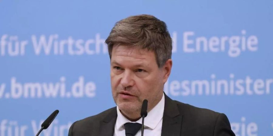 Hatte erst kürzlich zusätzliche Anstrengungen beim Klimaschutz angekündigt: Bundesklimaschutzminister Robert Habeck. Foto: Odd Andersen/AFP/dpa