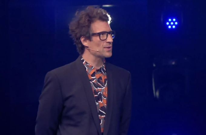 «Big Performance»: Moderator Daniel Hartwich. «Big Performance»