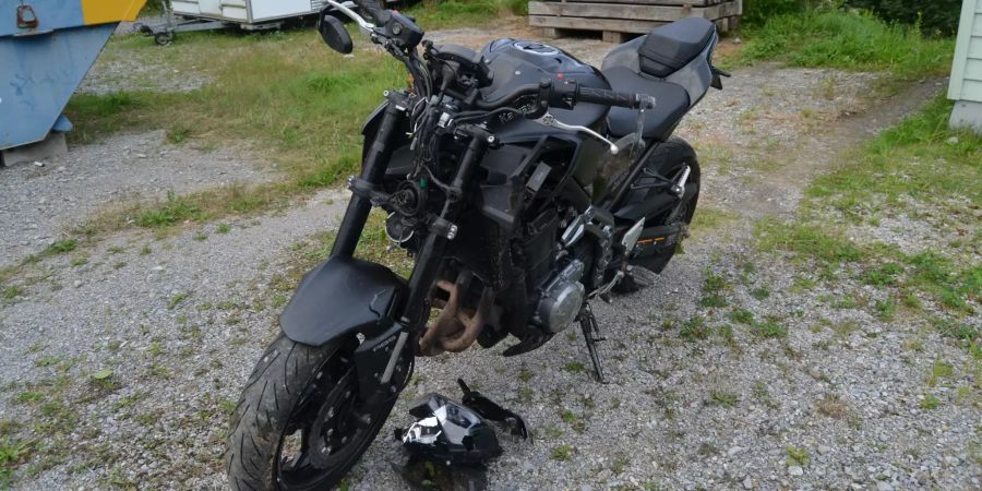 Herisau AR: Selbstunfall mit Motorrad