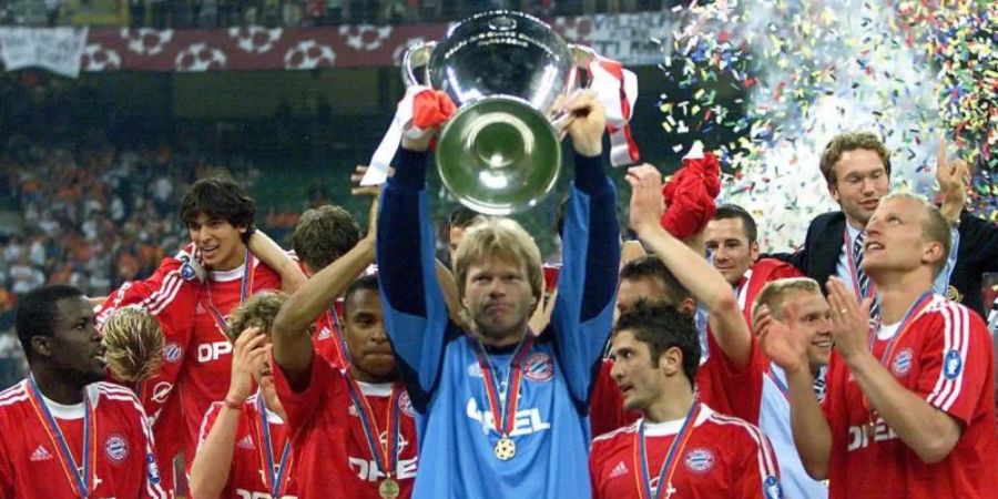 2001 wurde Bayern-Torwart Oliver Kahn im Finale gegen den FC Valencia zum Helden von Mailand. Foto: Anja Niedringhaus/epa/dpa