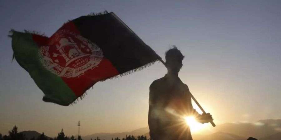 Zwischen den Taliban und der afghanischen Regierung finden ab Samstag Friedensgespräche statt. Foto: Rafiq Maqbool/AP/dpa