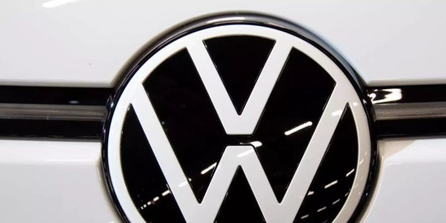 Der Volkswagen-Konzern will bis 2024 rund 15 Milliarden Euro in den Ausbau der E-Mobilität in China investieren. Foto: Julian Stratenschulte/dpa