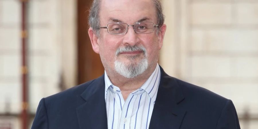 Salman Rushdie wurde im August 2022 Opfer eines Attentats.