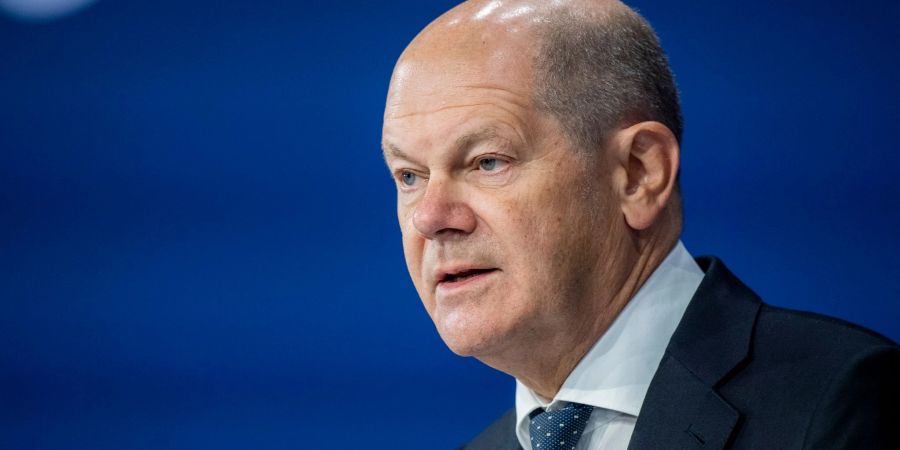 Scholz stellt klar: Diplomatische Lösungen dürfen nicht allein die Handschrift Russlands tragen.