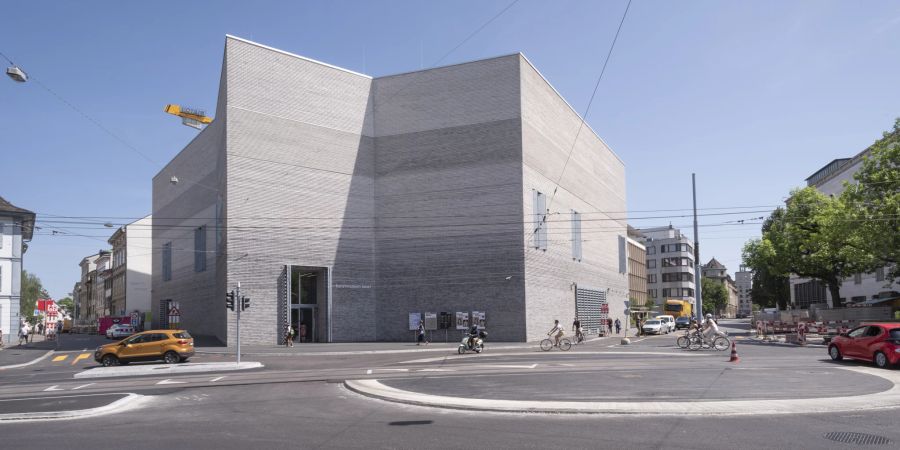 Das Kunstmuseum Basel besitzt die älteste öffentliche Kunstsammlung der Welt. Der Neubau wurde im April 2016 feierlich eröffnet.