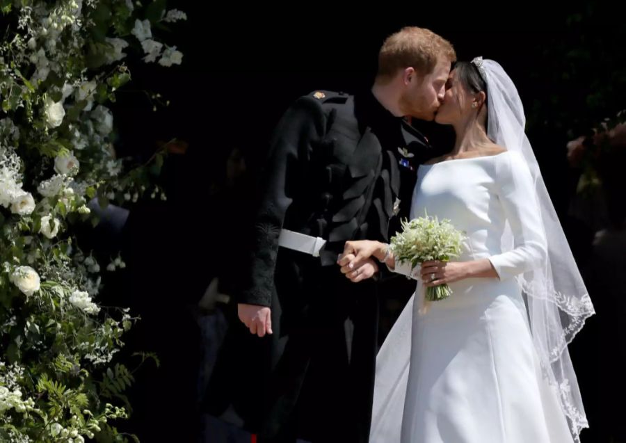 Prinz Harry trug bei seiner Hochzeit mit Meghan Markle im Mai 2018 ebenfalls eine militärische Uniform.