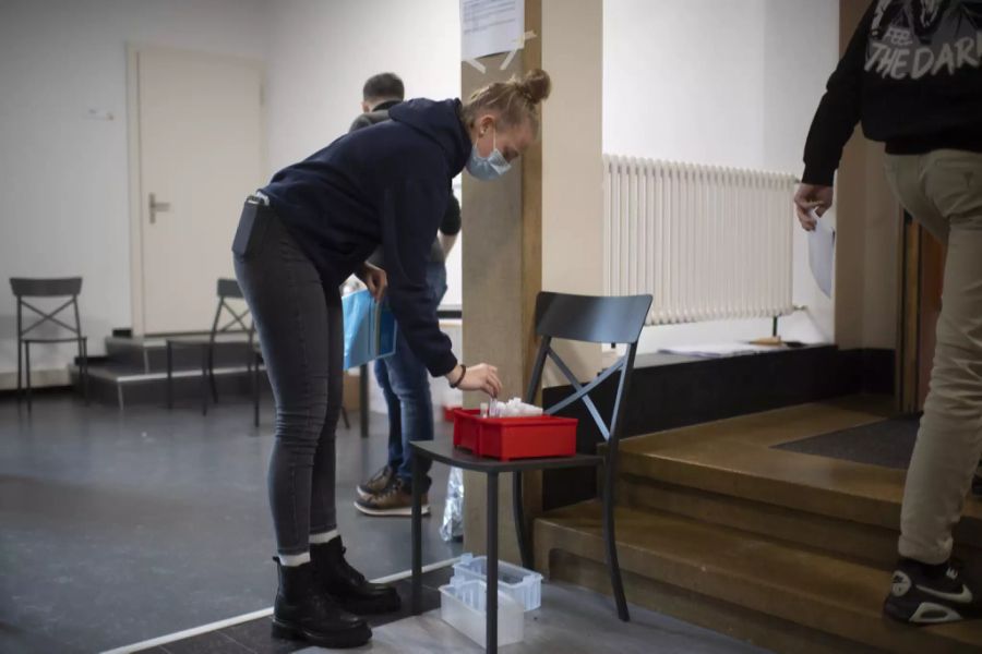 Coronavirus Test Graubünden Schule