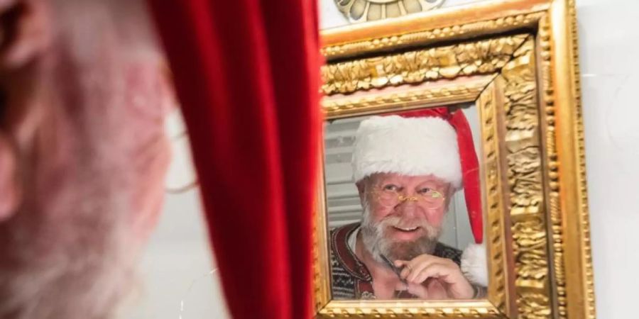 Willi Dahmen hat sich aus Frust den Bart abgeschnitten. Foto: Julian Stratenschulte/dpa