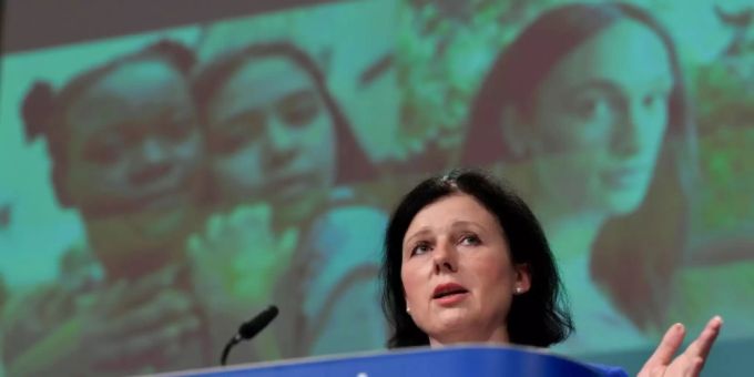 Die EU-Kommissionsvizepräsidentin Vera Jourova. Vera Jourova