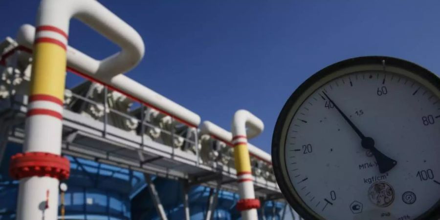 Ein Gasdruckmessgerät der Gasverdichterstation im Dorf Mryn, etwa 130 km von Kiew, Ukraine. Die EU vermittelt bei Gasgesprächen zwischen Russland und Ukraine. Foto: Roman Pilipey