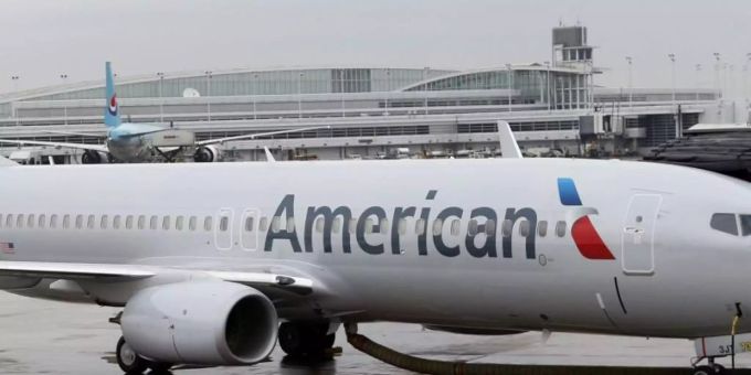 Ein Flieger der American Airlines musste in Rom notlanden. Boeing 737 max