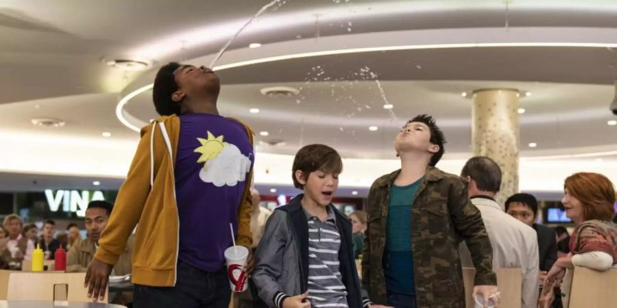Lucas (Keith L. Williams, l-r), Max (Jacob Tremblay) und Thor (Brady Noon) erleben eine Entdeckungstour durch die Erwachsenenwelt. Foto: Universal Pictures