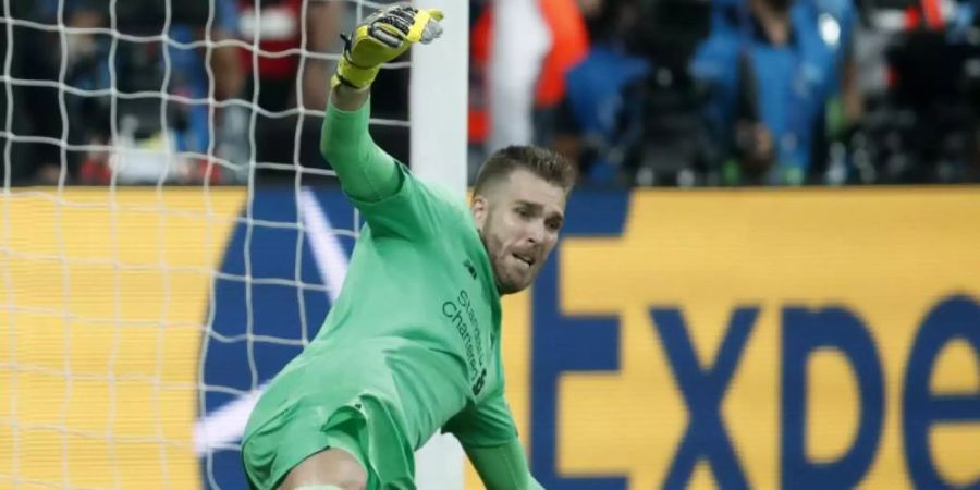 Liverpools Torhüter Adrian könnte im nächsten Saisonspiel verletzungsbedingt fehlen. Foto: Thanassis Stavrakis/AP