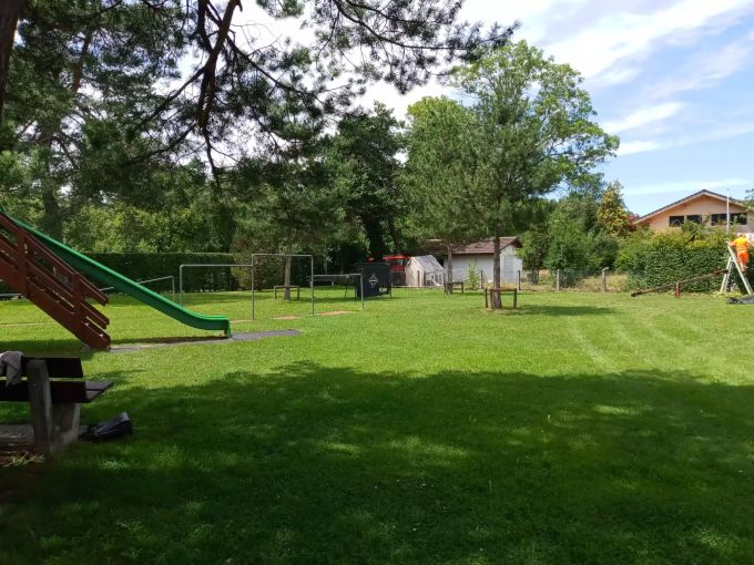 Jedoch sind viele der Spielsachen veraltet. Aareleist Steffisburg