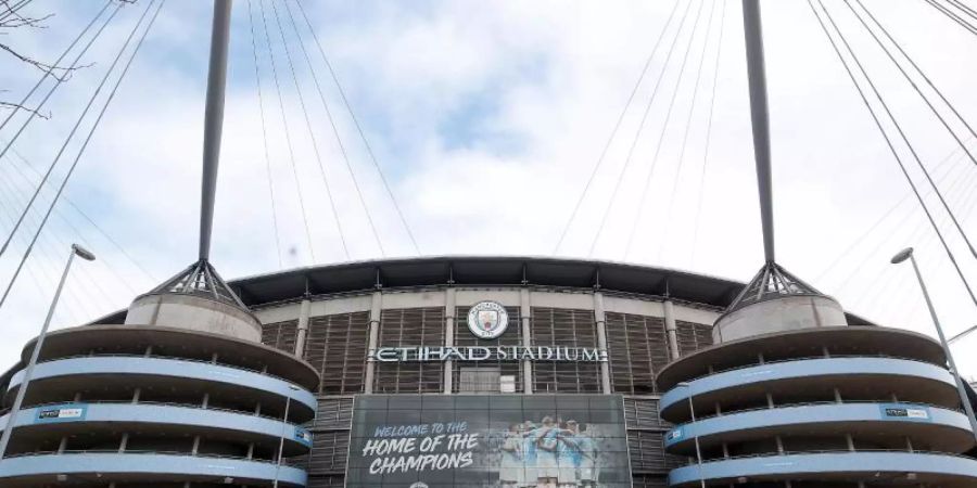 Auch im Etihad Stadion von Manchester City wird derzeit nicht gespielt. Foto: Martin Rickett/PA Wire/dpa