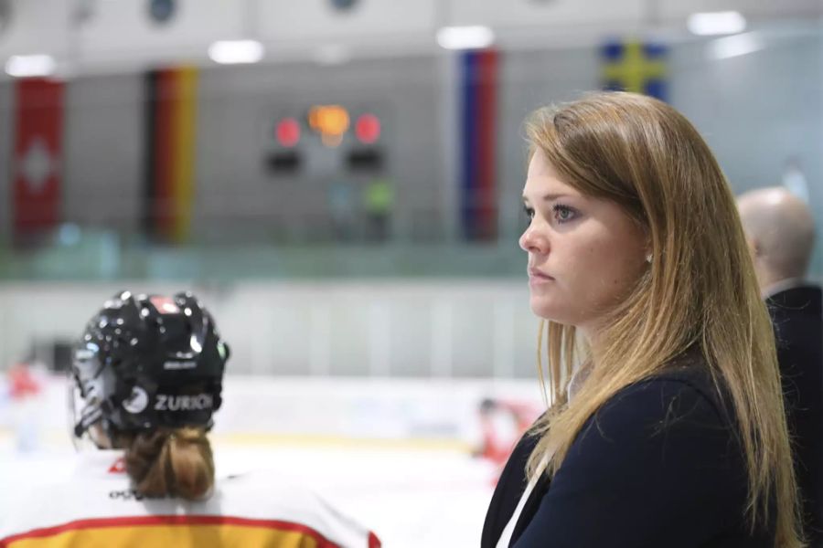 Zuletzt war die 31-Jährige als Cheftrainerin der U18-Frauen-Nationalmannschaft tätig.