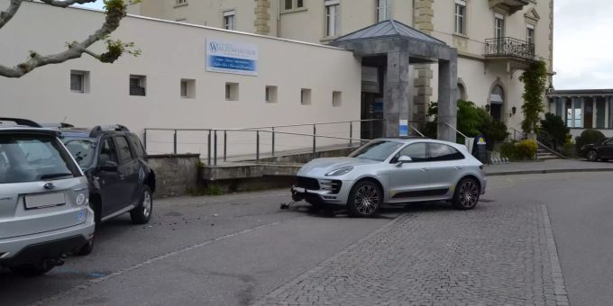 Selbstunfall mit Auto. Walzenhausen unfall