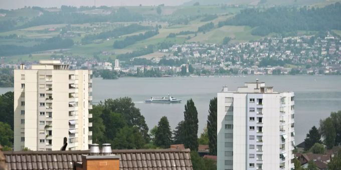 Wohnblock in der Gemeinde Hünenberg.