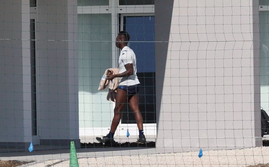 Da durfte er noch mittrainieren: Mario Balotelli auf dem Trainingsgelände von Brescia Calcio.