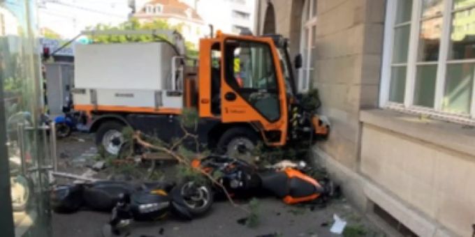 Führerloses Fahrzeug in Basel-Stadt. fahrzeug basel stadt