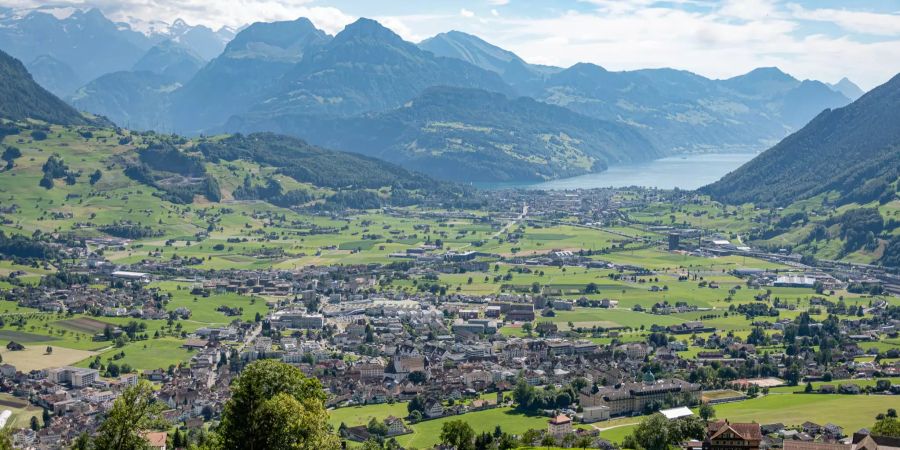 Aussicht über die Gemeinde Schwyz.